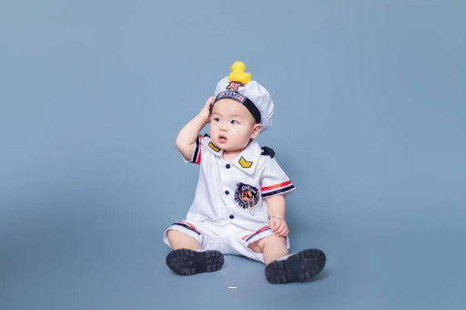 辽源宝宝老摇头怎么回事